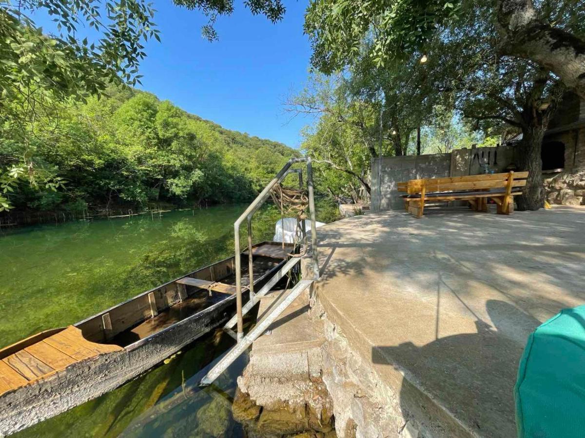 House On The River Blagaj Exterior foto